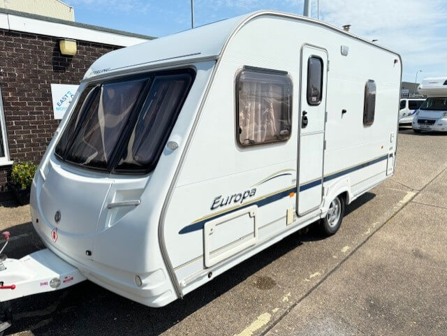 Burstner Nexxo T720