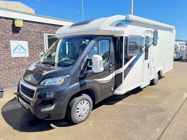 Burstner Nexxo T720